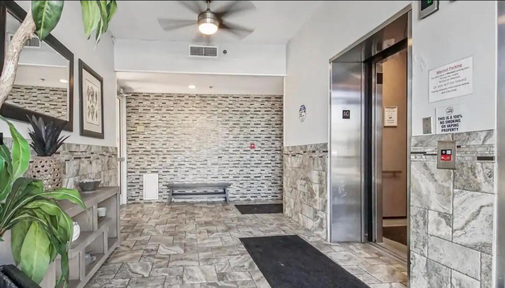 Stunning Gulf Front 3bd Condo! With Chair Service For 4! Presented By Dolce Getaways Pcb! Panama City Beach